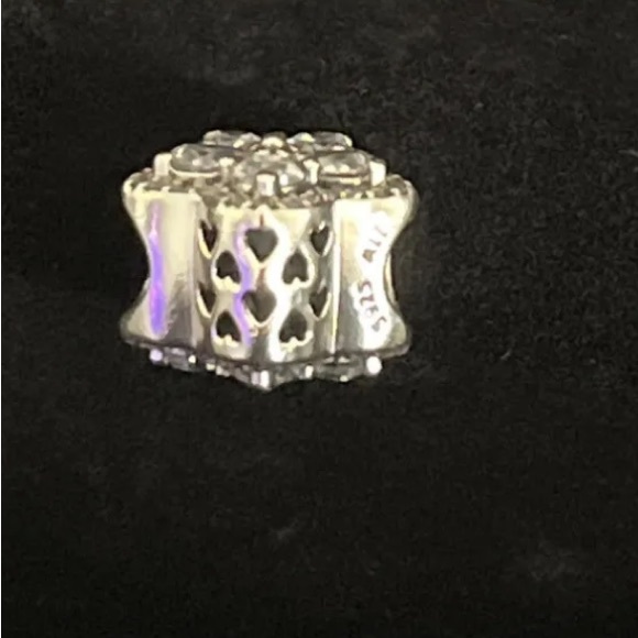Pandora, sparkling snowflake, pave charm - Picture 6 of 11